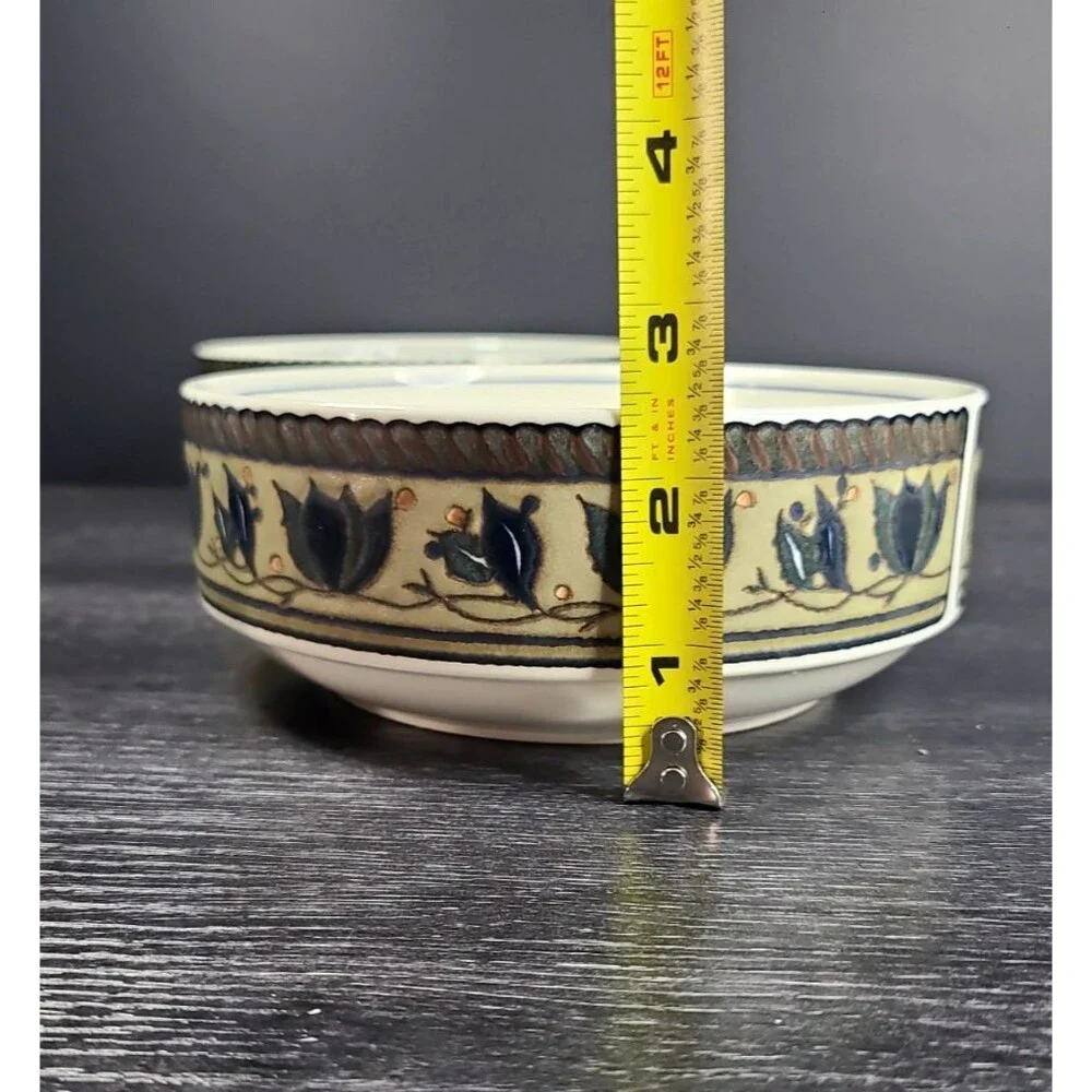 Mikasa Intaglio Arabella CAC01 Soup Cereal Bowl Set 2 Blue Tulip Stoneware 6.25